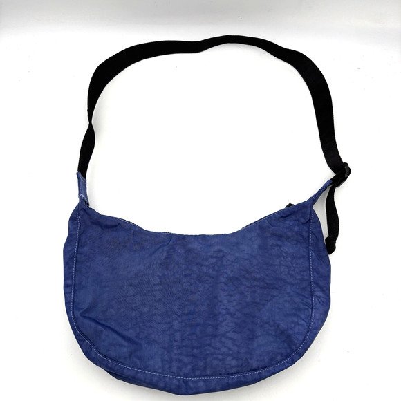 2023 Limited Edition Baggu x Hello Kitty Fruits & Flowers Crescent Crossbody Bag - Picture 4 of 16